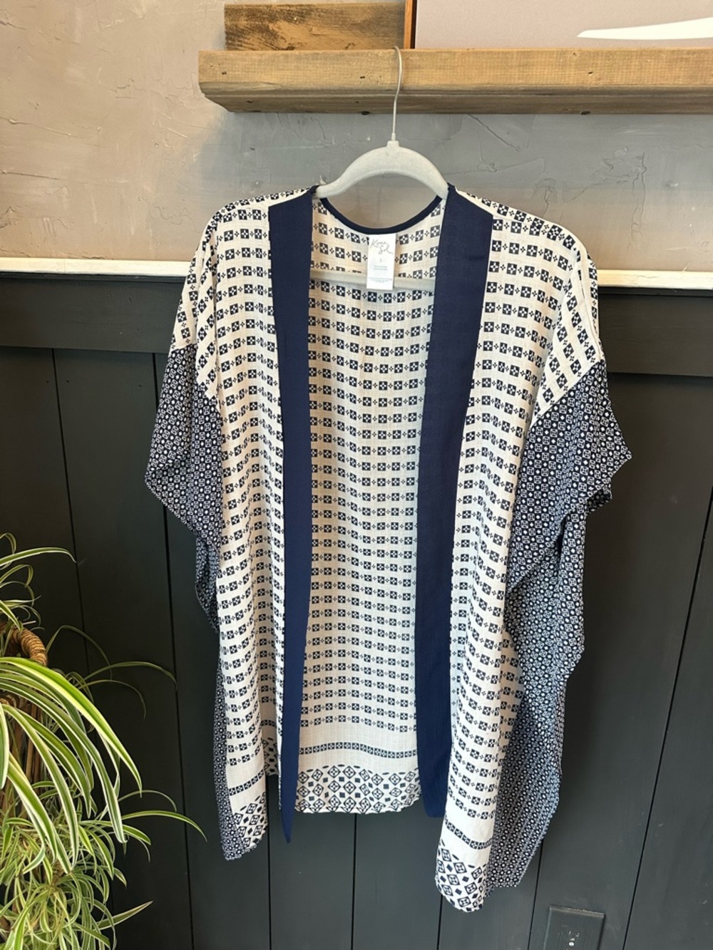 Kona Sol Lightweight Navy White Patterned Kimono Coverup Size S